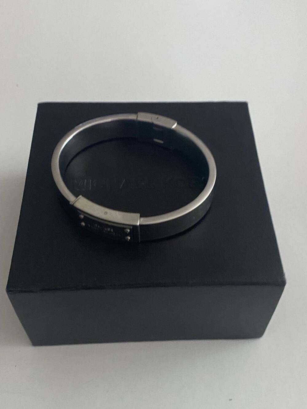 Michael Kors Silver-Tone Heritage Plaque Hinged Bangle Bracelet